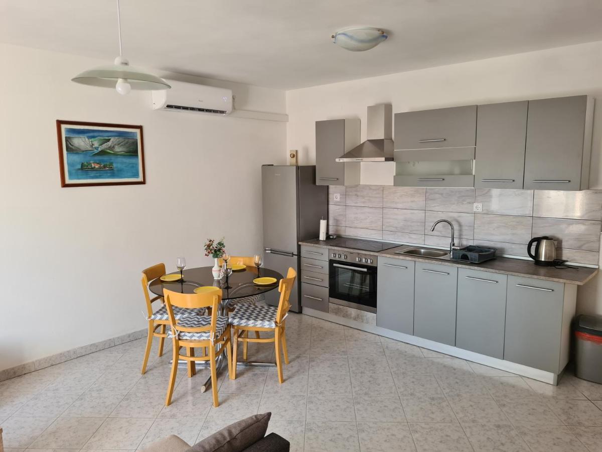 Nena Holiday home Drnis